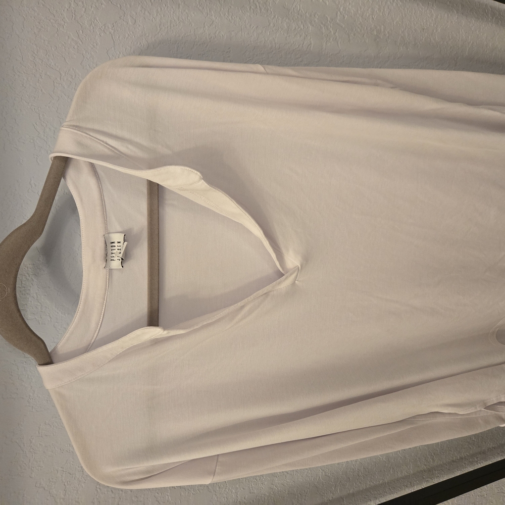 Fitted White Long Sleeve Blouse